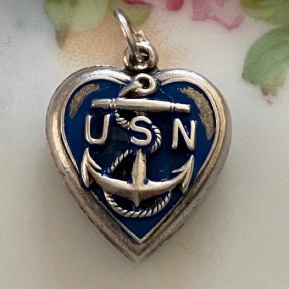 Rare Find!  WWII U.S. Navy Sterling/Enamel Puffy Heart (Final)